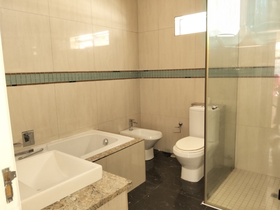 4 Bedroom Property for Sale in Parklands North Western Cape